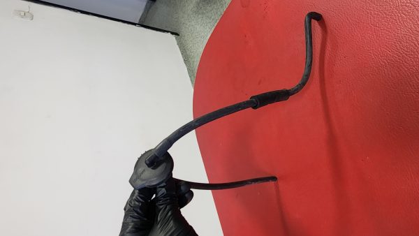 Manguera Refrigerante con tapa Ford