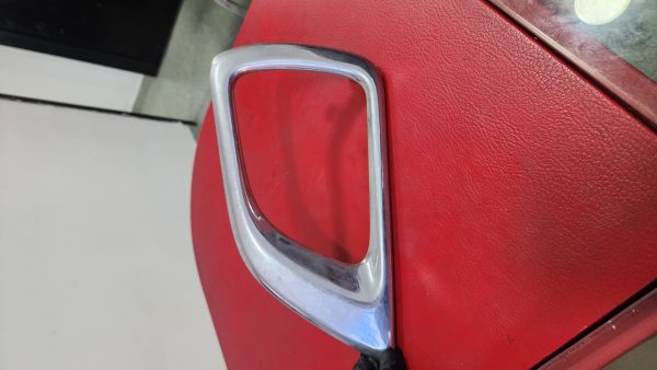 Bicel cromado explorador Nissan NP300 DER